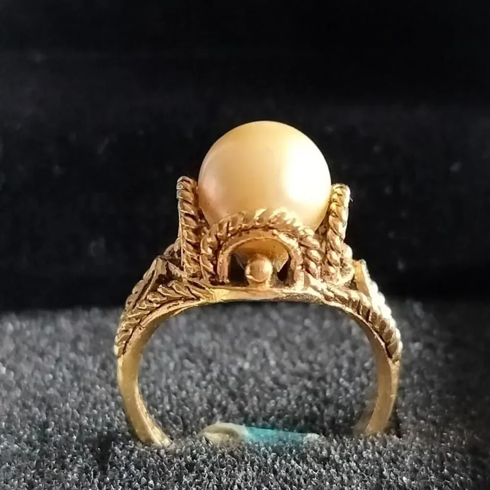 Unbranded Women's Gold and Yellow Jewellery